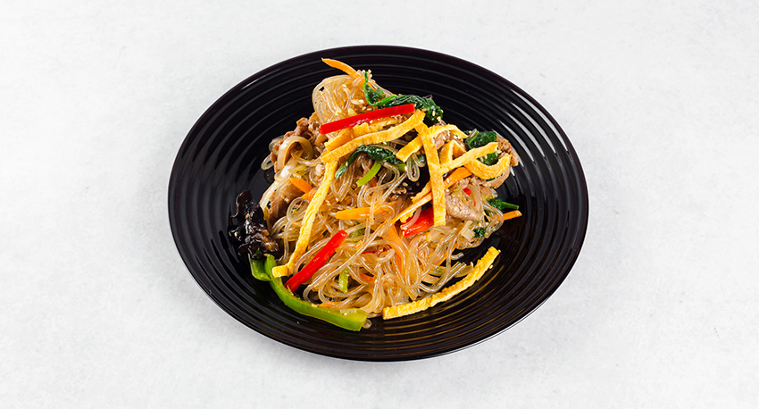 Japchae z govejim mesom